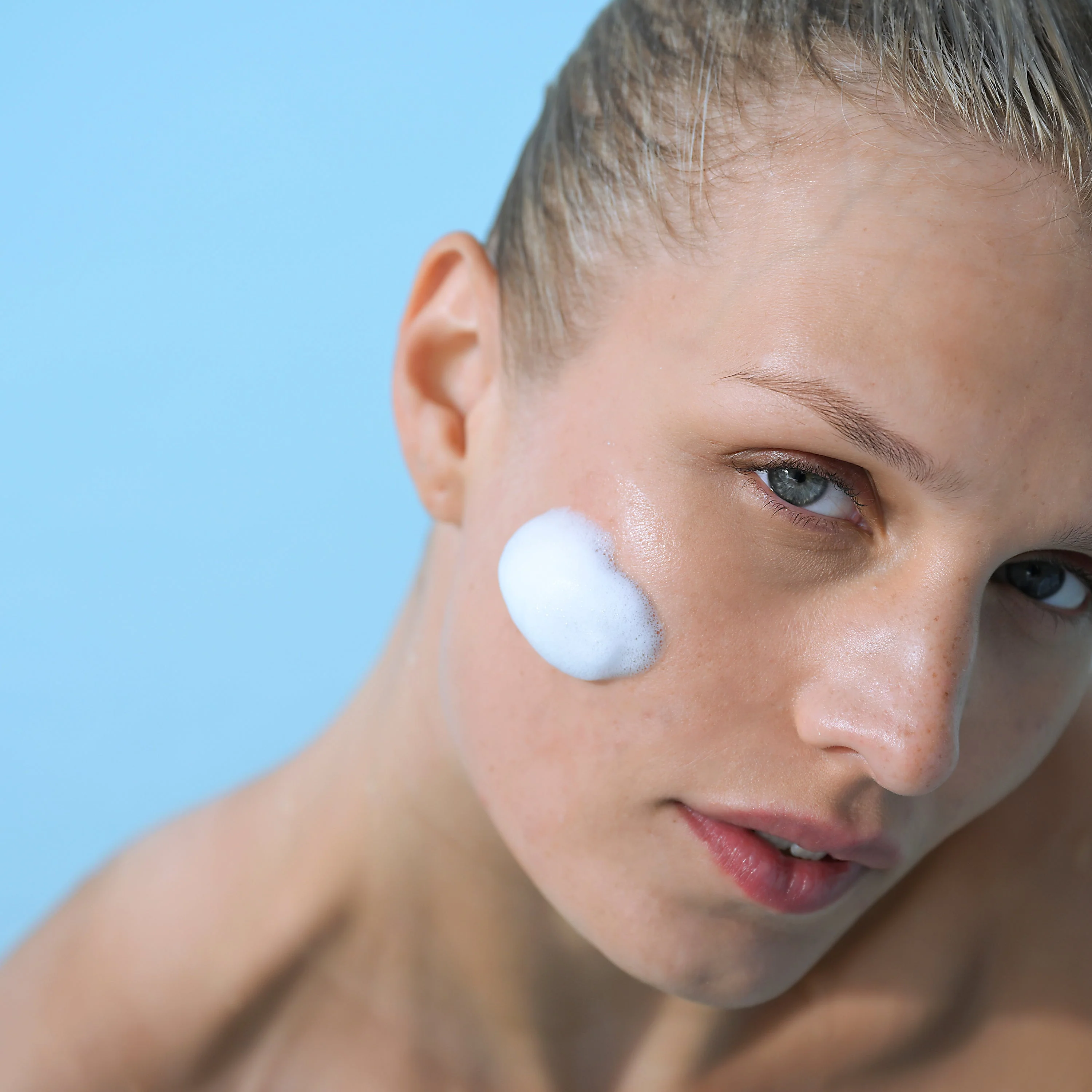 Foaming Cleanser - Image 6